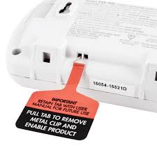 A carbon monoxide detector is a small appliance that warns people about the presence of carbon monoxide, a deadly gas. 7 Year Life Digital Display Carbon Monoxide Alarm Fireangel Co 9d 16 79 Inc Vat