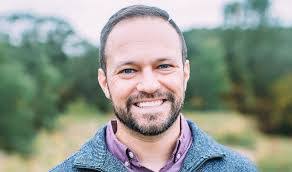 Michael Twardowski's Instagram, Twitter & Facebook