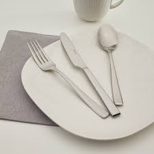 Emsan accura 84 parça lüks kutulu çatal kaşık bıçak seti. Emsan Elegance Hazar 84 Parca 12 Kisilik Catal Kasik Bicak Takimi Emsan