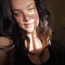 For the life of me I could remember the name of the place in Fred Meyers  back in the day then seen this . After that it was burger king for a