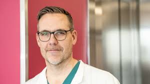 Apulaisprofessori Peter Boström valittiin vuoden syöpälääkäriksi