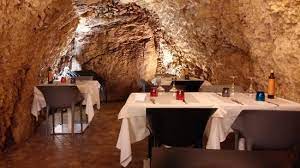 San marino, officially the republic of san marino (italian: Il Piccolo City Of San Marino ØªØ¹Ù„ÙŠÙ‚Ø§Øª Ø­ÙˆÙ„ Ø§Ù„Ù…Ø·Ø§Ø¹Ù… Tripadvisor