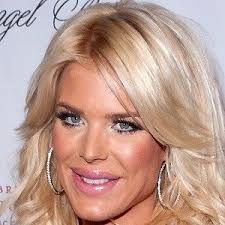 22,119 likes · 1,464 talking about this. Victoria Silvstedt Bio Family Trivia Famous Birthdays