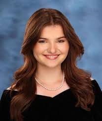 Ginger Whitney's Instagram, Twitter & Facebook