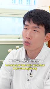 안녕하세요! Do you know the difference between the Korean words 오히려 and 차라리?  They can be both translated to "rather". In this video, Hyunwoo Sun and Adrien  Lee from Catch the Wave