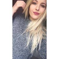 Lisa Bay (lisamariebay99)