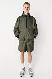 thisisneverthat x new balance がヴィンテージ感を醸す2019年春夏カプセルコレクションを発表 メンズファッション メンズ コーデ ヴィンテージtシャツ