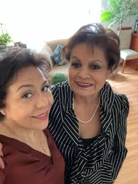 Es un orgullo presentar en esta red a la mujer que me ha dado alegrías,  tristezas, satisfacciones y uno que otro chancletazo.