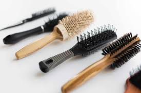 The type of hairbrush that you should use for detangling is entirely reliant on what type of hair you have. 13 Different Types Of Hair Brushes