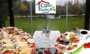 Pazar Gunune Sakin Bir Bahcede Zengin Bir Brunchla Baslamaya Ne Dersiniz Ozgur Bahce De 60 Cesit Kahvaltilik Ve Sinirsiz Caydan Olusan Acik Bufe Brunch 20 Tl Yerine 9 Tl Ankara Firsaton