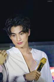 𝚉𝚞𝚗𝚔𝚒𝚣𝚣 on twitter actors secret cute