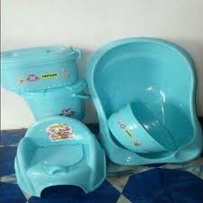 This foldable baby bath tub is suitable from 0 to 4 years.the space saving design makes it easy to store and convenient to use at home or when travelling, encouraging more shared bath time moments. Baby Papilon Baby Bath Set Price From Jumia In Nigeria Yaoota