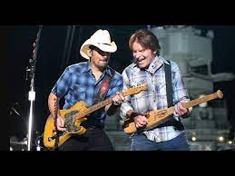 I see earthquakes and lightning. John Fogerty Ccr And Brad Paisley Play Bad Moon Rising On Jimmy Kimmel Live Youtube