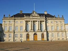 Seeland, schloss frederiksborg, louisiana museum of modern art, sagnlandet lejre Schloss Amalienborg In Kopenhagen Danemark Sygic Travel