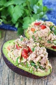 1001 Idees Delicieuses Pour Concocter Un Repas Du Soir Equilibre En 2020 Recette Avocat Repas Du Soir Equilibre Avocat Farci