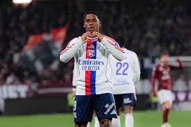 Lyon x Lens ao vivo: Endrick vai jogar? Veja onde assistir, horário e possíveis escalações da Copa da França