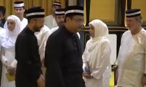 Birthday of the sultan of pahang observed is the official holiday dates in the world for 2021. Mukhriz S Snub Of Johor Royalty Draws Flak The Mole