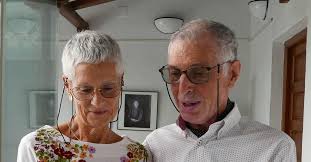 Familias del vidrio' se presenta este lunes en el antiguo convento de María