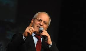 Nelu ploieșteanu își respectă ținuta, dar nu și legea! X9kbhwuxxhyg6m