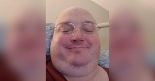 Albert Floyd's Instagram, Twitter & Facebook