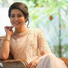 Bridal Makeup Packages Prices In Kerala Christian Bridal Saree Christian Wedding Dress Christian Bride