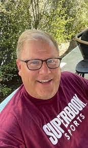 Jared Llewellyn's Instagram, Twitter & Facebook