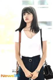 blackpink lisa airport photos at incheon to bangkok on july 10 2019 blackpink lisa lisa hair lisa