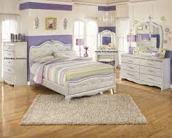 Julia Silver And Pear Girl S Full Size Bedroom Set Bed Dresser Mirror Night Stand Furnituremaxx Http Girls Bedroom Sets Upholstered Bedroom Set Bedroom Set