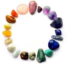 In alle tijden werden edelstenen en mineralen vereerd en gedragen. Kleur En Edelstenen Edelstenen Op Kleur Edelstenen Mineralen Nl Edelstenen Helende Stenen Stenen