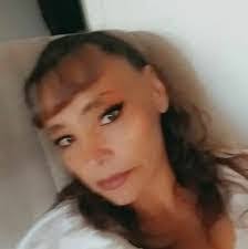 Bernadette Crowe's Instagram, Twitter & Facebook