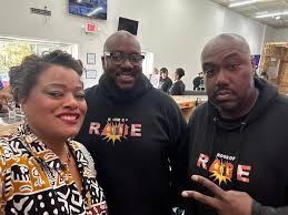 Mayor Cashenna A. Cross დაამატა...