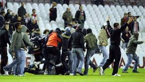 See more of brussel's hooligans rsc anderlecht on facebook. Anderlecht Hooligans Gestraft Voor Rellen Met Bilbao Support Het Nieuwsblad Mobile
