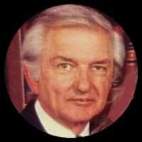 Dr. Wayne W Randall DVM (1930–2011)