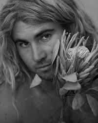 Chloe Ireland's Instagram, Twitter & Facebook