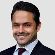 Aaron Akhavan's Instagram, Twitter & Facebook