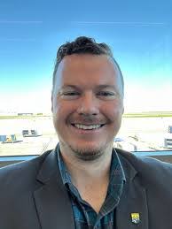 Shawn Whitaker's Instagram, Twitter & Facebook