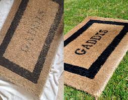 After the following steps on how to paint door mat, you'll never see your mat as an ugly rug again. Repainting Old Doormats