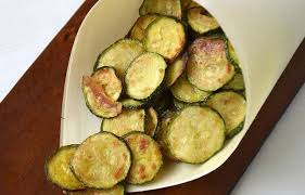 Chips De Courgettes Au Four Ww Plat Et Recette Chips De Courgettes Au Four Courgette Au Four Chips De Courgette