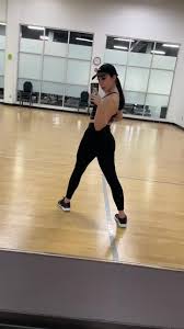 Kasey Kei Workout Selfie Routine