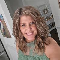 Tabitha Doran's Instagram, Twitter & Facebook