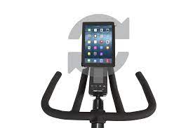 Egal ob das kochrezept bequem lesen oder im bett einen film gucken. Tablet Halterung Flow Fitness