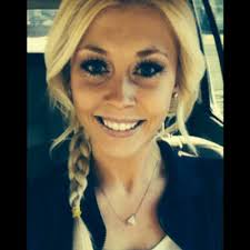 Paige Calhoun  (@pCal_2)