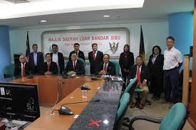 Adalah menjadi tanggungjawab bersama kita sebagai warganegara untuk mematuhi prosedur operasi standard (sop). Robert Lau Hui Yew Selamat Tinggal Majlis Daerah Luar Bandar Sibu Tiba Masa Lagi Untuk Mengucapkan Selamat Tinggal Tetapi Kali Ini Kepada Semua Ahli Majlis Councillor Dan Staf Majlis Daerah Luar