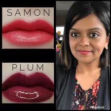 frances bean cobain is really into the dark-brows-bleached-hair thing.  approved.