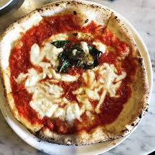 Margherita Pizza Tomato Sauce Mozzarella Basil Olive Oil Did You Know That In South Arkansas Vine Ripe Pink To Tomato Sauce Margherita Pizza Love Food