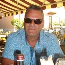 25 Jaar indienst Rijkswaterstaat. Van hulp-kantonnier, Areaal Inspecteur,  Rayonopzichter, Operationeel Manager naar Adviseur Vloot & Bemanning.  Gisteravond een gezellig etentje gehad met collega's…