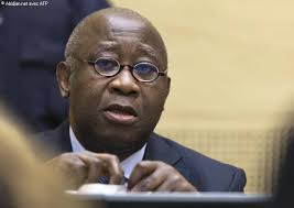 La chambre de première instance de la Cour pénale internationale (CPI) ne  prendra pas de décision sur la mise en liberté provisoire de Laurent Gbagbo  et de Charles Blé Goudé avant mi-janvier