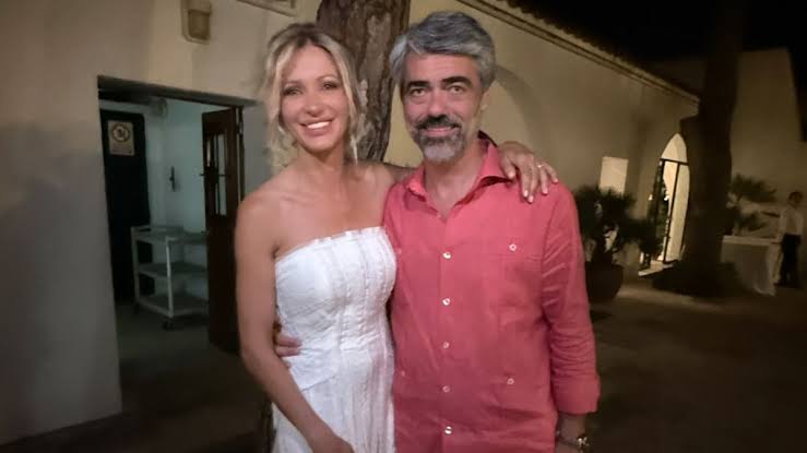 Susanna Griso camina hacia el altar para dar el 'sí quiero'