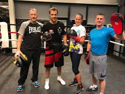 Strong junior, 2 years of commercial experience. Jelena Ostapenko Pa Twitter First Ever Boxing Session Today Had So Much Fun And Enjoyed It A Lot I M Huge Fan Of Mairis And Good Luck In Next Fight Champ Briedismairis
