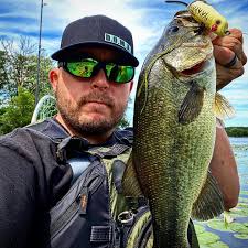What are your favorite lures for kayak fishing?